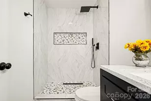 105 3rd Ave NW, Hildebran, NC 28637 - Photo 14