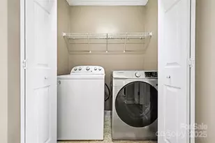 105 3rd Ave NW, Hildebran, NC 28637 - Photo 22