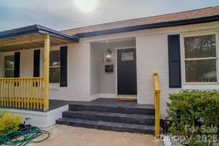 1033 Tracy Dr, Charlotte, NC 28217 - Photo 2