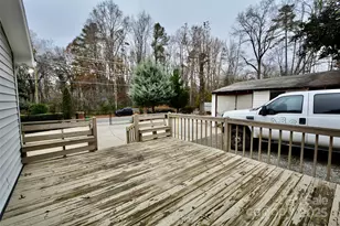 6801 Barrington Dr, Charlotte, NC 28215 - Photo 6