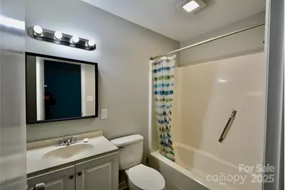 6801 Barrington Drive, Charlotte, NC 28215 - Photo 12