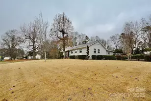 6801 Barrington Dr, Charlotte, NC 28215 - Photo 18