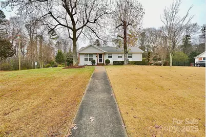 6801 Barrington Drive, Charlotte, NC 28215 - Photo 20