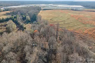 1895 Templeton Rd, Clover, SC 29710 - Photo 4