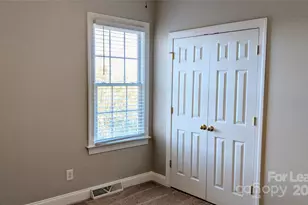 16007 Kelly Park Cir, Huntersville, NC 28078 - Photo 18