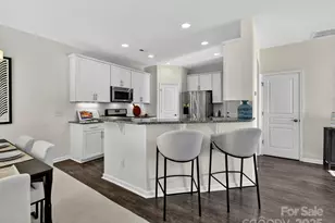 2568 Royal York Ave, Charlotte, NC 28210 - Photo 10