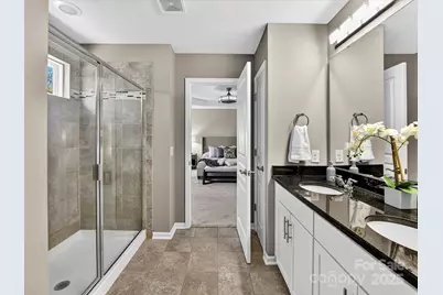 2568 Royal York Avenue, Charlotte, NC 28210 - Photo 22