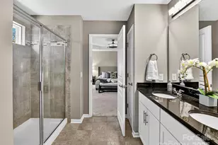 2568 Royal York Ave, Charlotte, NC 28210 - Photo 22