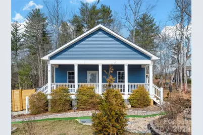 83 Moss Hill Drive, Hendersonville, NC 28792 - Photo 2