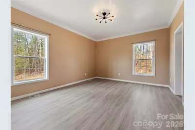 83 Moss Hill Drive, Hendersonville, NC 28792 - Photo 18