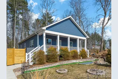 83 Moss Hill Drive, Hendersonville, NC 28792 - Photo 1