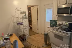 453 Marion St, Calhoun, SC 29628 - Photo 4