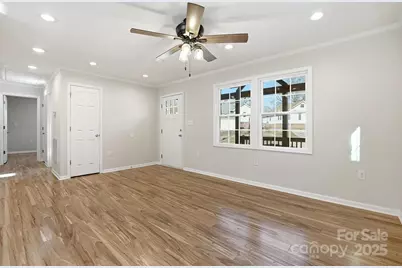 1015 W 6th Avenue B Avenue, Gastonia, NC 28052 - Photo 6