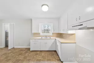 746 Vale St, Shelby, NC 28150 - Photo 8