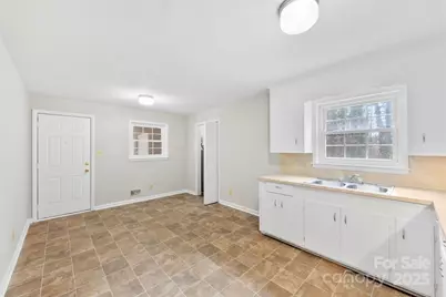 746 Vale Street, Shelby, NC 28150 - Photo 4