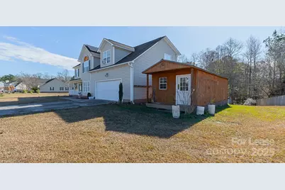 110 Mendover Drive, Jacksonville, NC 28546 - Photo 4