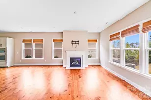 16004 Deer River Rd, Charlotte, NC 28278 - Photo 2