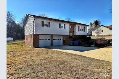 4679 Mayfield Drive, Granite Falls, NC 28630 - Photo 2