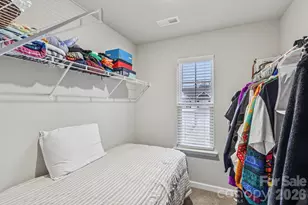 8041 Alderton Ln, Charlotte, NC 28215 - Photo 26