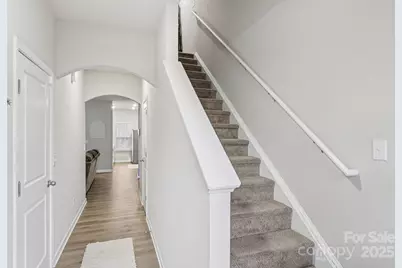 8041 Alderton Lane, Charlotte, NC 28215 - Photo 4