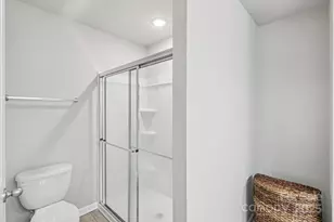 8041 Alderton Ln, Charlotte, NC 28215 - Photo 30