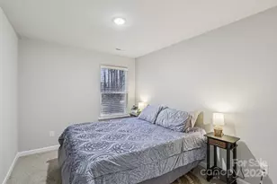 8041 Alderton Ln, Charlotte, NC 28215 - Photo 24