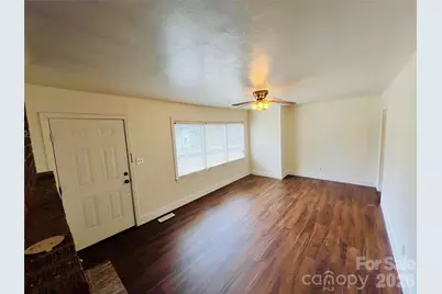 208 Ellis Street, Albemarle, NC 28001 - Photo 2