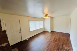 208 Ellis St, Albemarle, NC 28001 - Photo 2