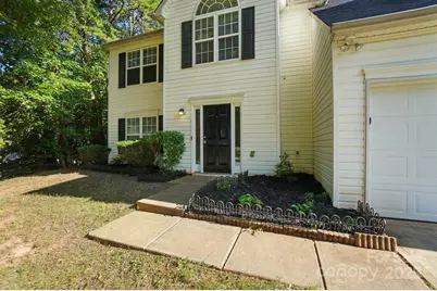 11121 Nolet Court, Charlotte, NC 28215 - Photo 2
