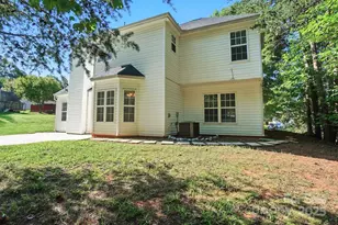 11121 Nolet Ct, Charlotte, NC 28215 - Photo 38