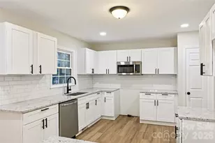 1104 Colony Ct, Gastonia, NC 28056 - Photo 14