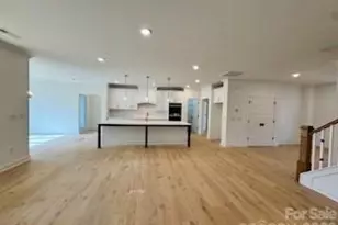 6774 Kingfisher Ct, Denver, NC 28037 - Photo 4