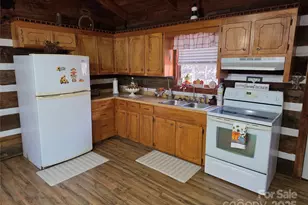 536 Hickory Springs Rd, Burnsville, NC 28714 - Photo 12