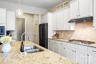 1419 Vickery Dr, Matthews, NC 28104 - Photo 10