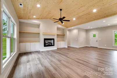 12 Gracie Rose Street, Clyde, NC 28721 - Photo 2