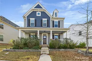 6064 Cloverdale Dr, Tega Cay, SC 29708 - Photo 4