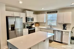 505 Grandiflora Ave, Lancaster, SC 29720 - Photo 2