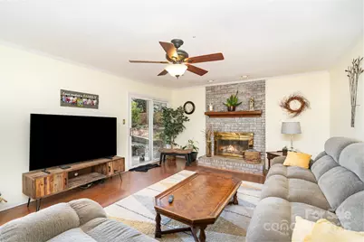 8618 Hornwood Court, Charlotte, NC 28215 - Photo 8