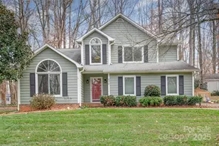 8618 Hornwood Ct, Charlotte, NC 28215 - Photo 4