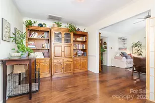 8618 Hornwood Ct, Charlotte, NC 28215 - Photo 12