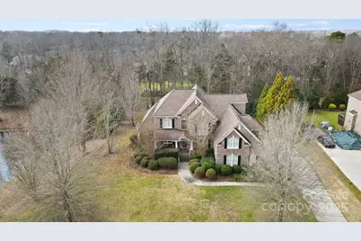 2016 Autumn Blossom Lane, Waxhaw, NC 28173 - Photo 2