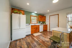 361 Rainbow Lake Dr, Brevard, NC 28712 - Photo 10