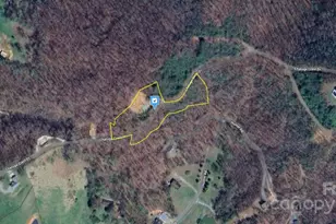 1020 Chatuge Crest Dr, Hayesville, NC 28904 - Photo 1