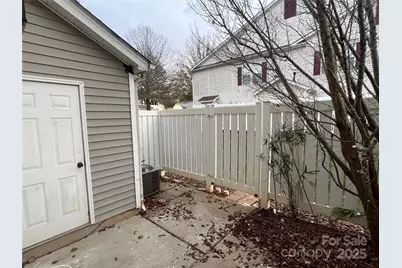 1830 Butterfly Lane, Charlotte, NC 28269 - Photo 16