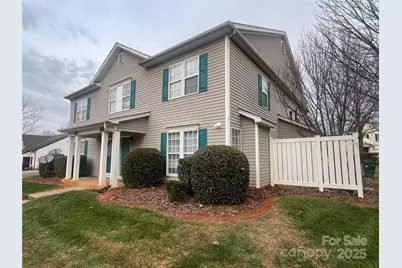 1830 Butterfly Lane, Charlotte, NC 28269 - Photo 2