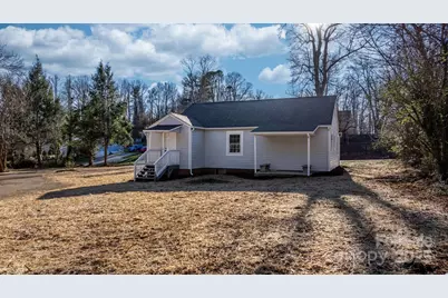 1226 Plaza Street NW, Lenoir, NC 28645 - Photo 6