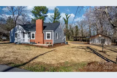 1226 Plaza Street NW, Lenoir, NC 28645 - Photo 4