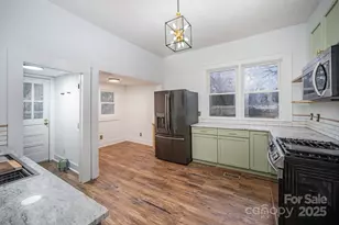 305 S Gaston St, Dallas, NC 28034 - Photo 18