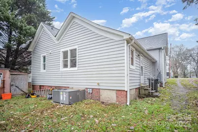 305 S Gaston Street, Dallas, NC 28034 - Photo 42