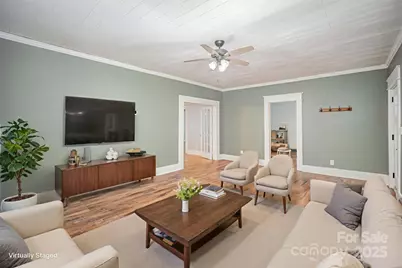 305 S Gaston Street, Dallas, NC 28034 - Photo 4